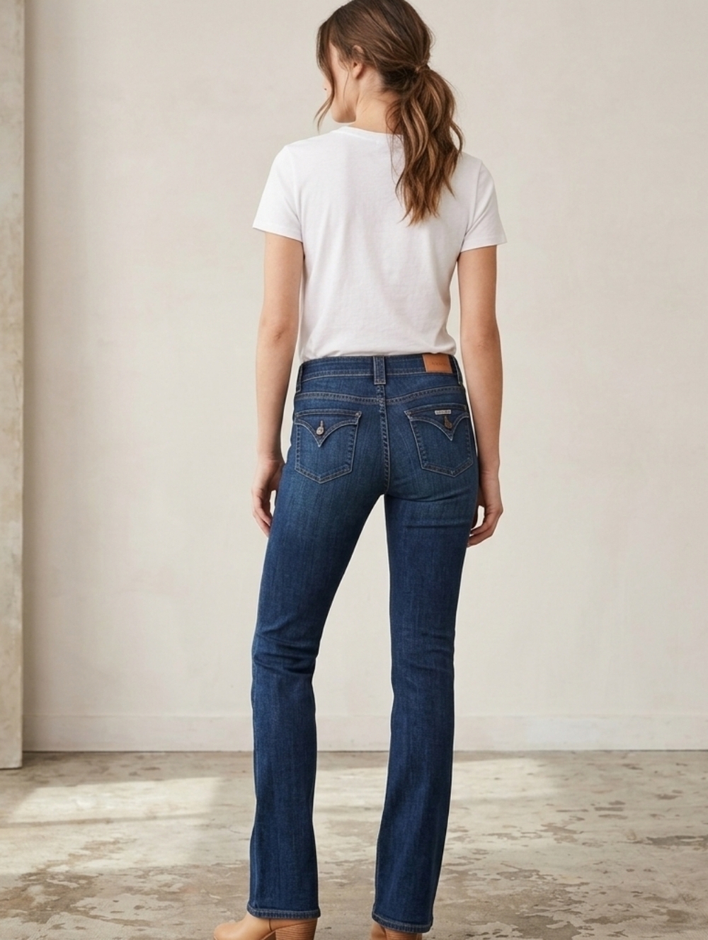 Hudson Women's Signature Midrise Bootcut Jeans "Dean" Wash Size 30